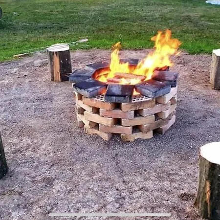 Jaktstuga Brvnare Rodjak Sa Sela Mionica