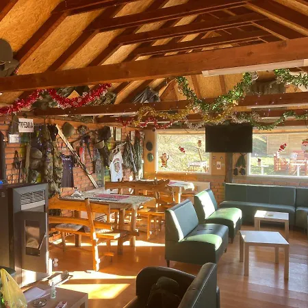Brvnare Rodjak Sa Sela Lodge Mionica