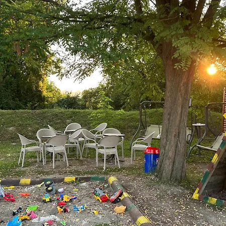 롯지 Brvnare Rodjak Sa Sela Mionica