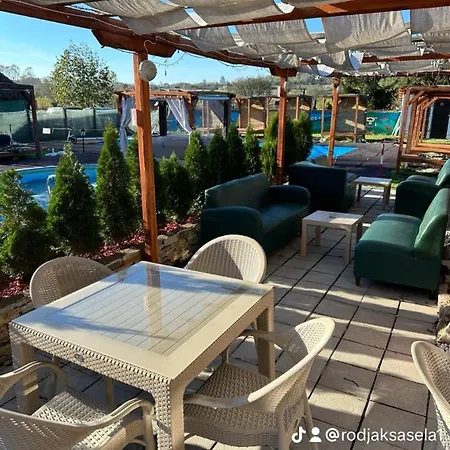 Jaktstuga Brvnare Rodjak Sa Sela