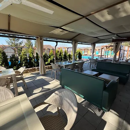 Brvnare Rodjak Sa Sela Jaktstuga Mionica