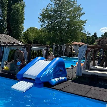 Jaktstuga Brvnare Rodjak Sa Sela *