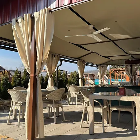 אכסניה Brvnare Rodjak Sa Sela *