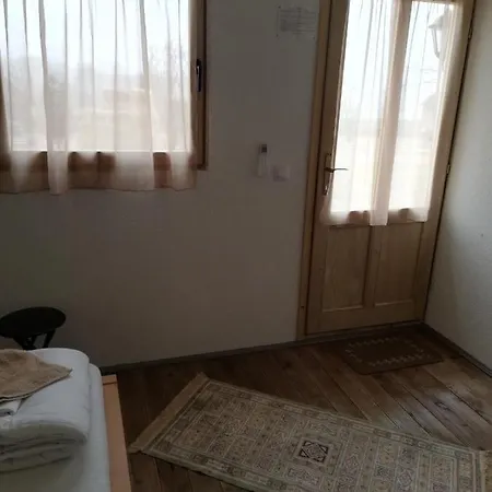 אכסניה Brvnare Rodjak Sa Sela *