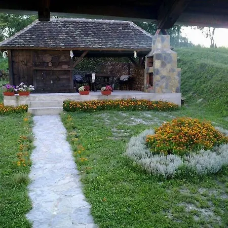 Jaktstuga Brvnare Rodjak Sa Sela *