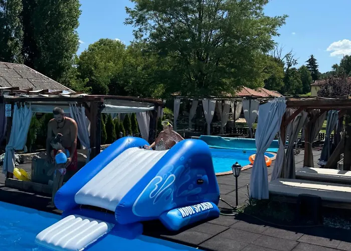 山林小屋 Brvnare Rodjak Sa Sela *